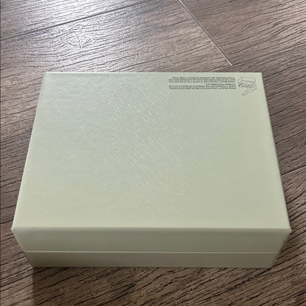 Prada Light Green Gift Box - Picture 2 of 11
